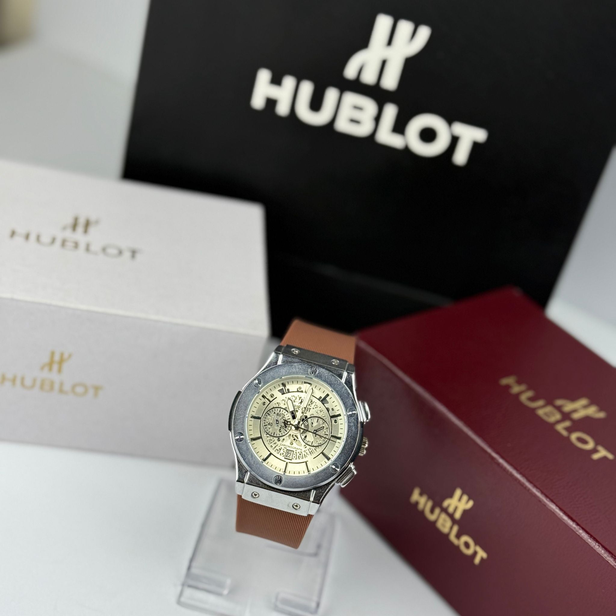 Luxury Chronograph Men’s Watch – Premium Look at an Affordable Price