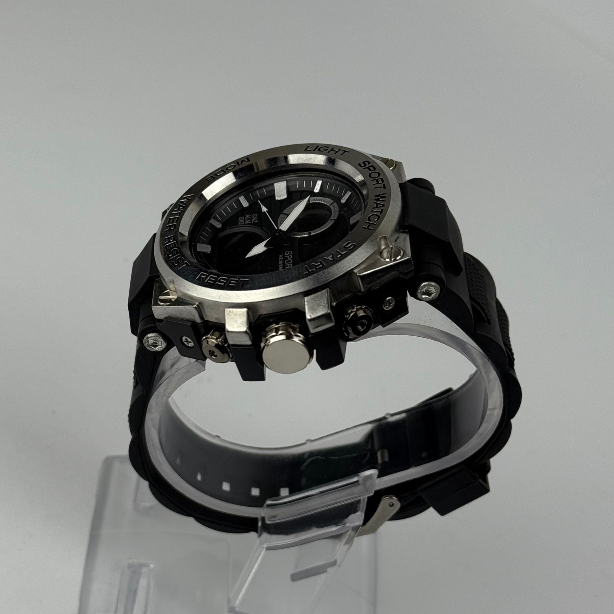 Heavy-Duty Digital-Analog Watch – Perfect for Active Lifestyles with Full Waterproof Protection