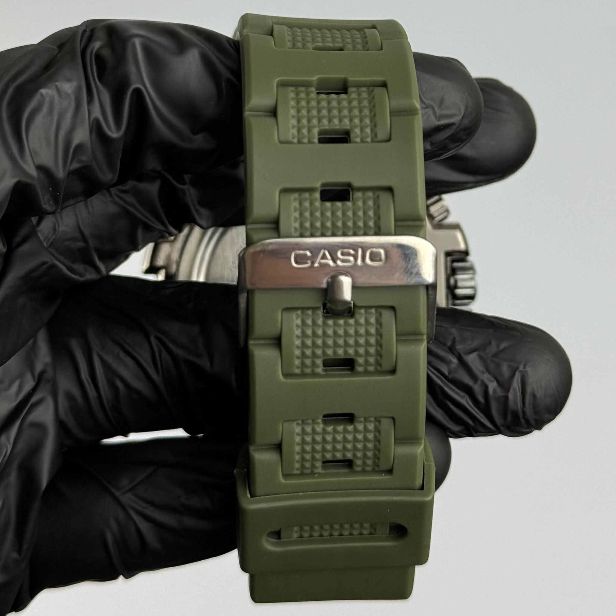 Military Green Tactical Dual Display Sports Watch – Shock & Water Resistant