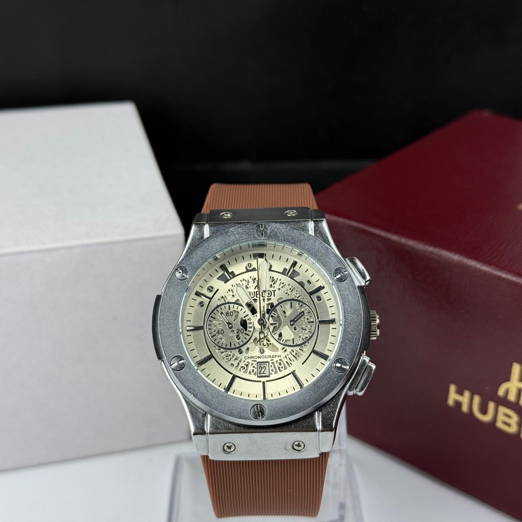 Luxury Chronograph Men’s Watch – Premium Look at an Affordable Price